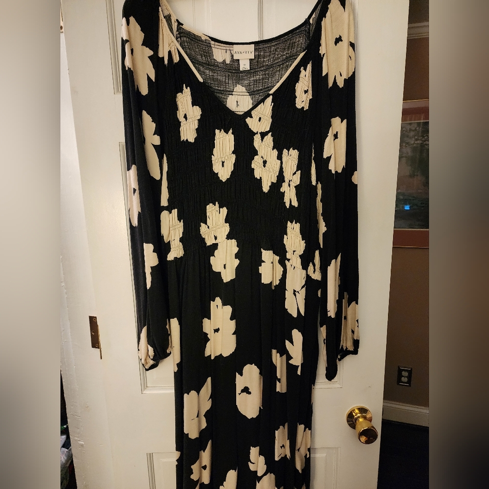 Sold Ava & Viv Black and White Floral Dress